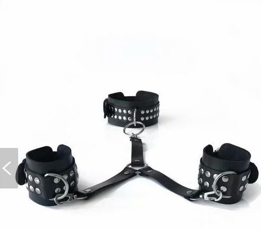 Sensual Neck & Handcuff Set